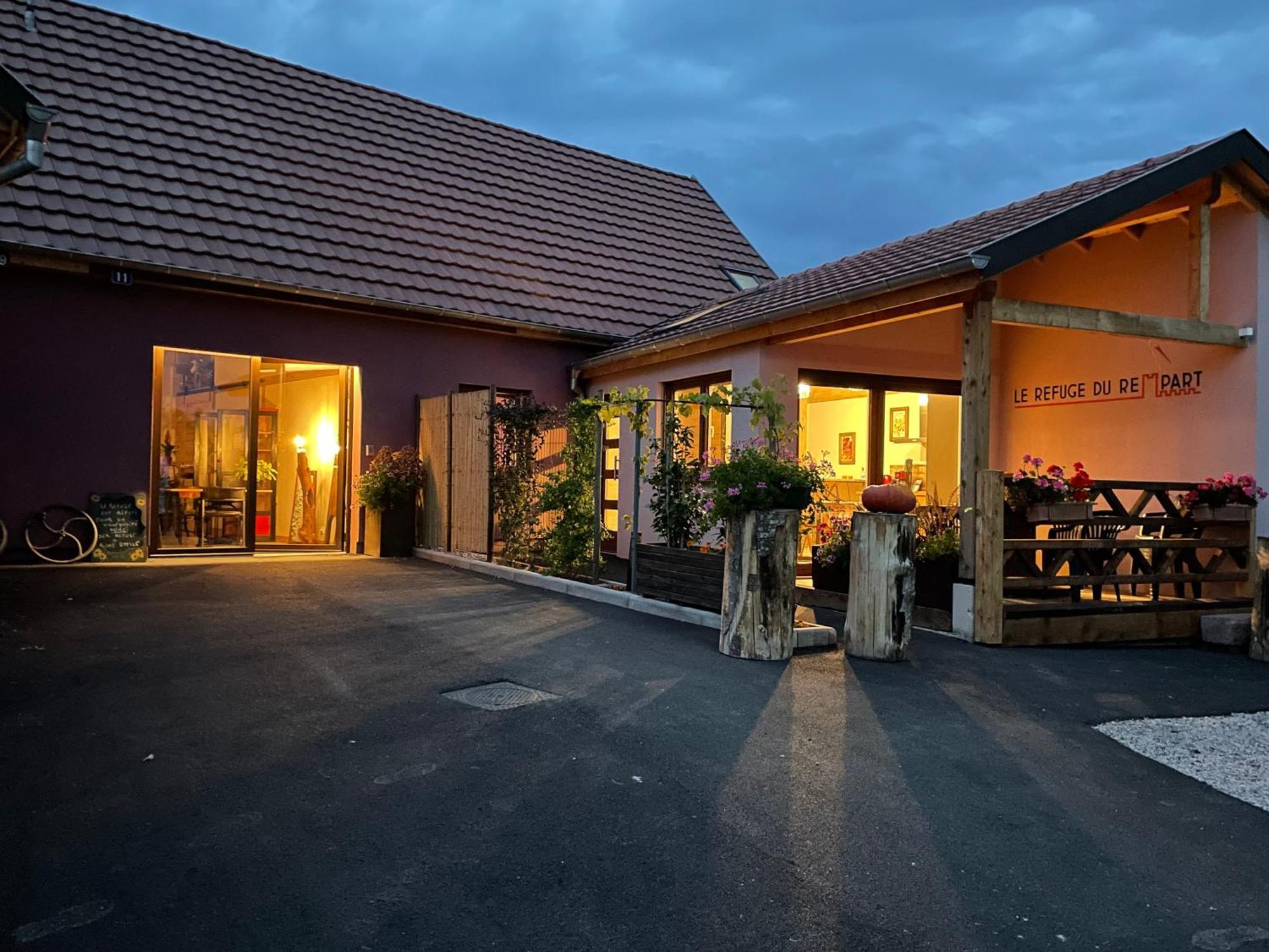 Le Refuge Du Rempart Otel Dambach Oda fotoğraf
